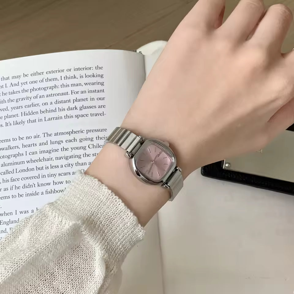Le Marais Watch